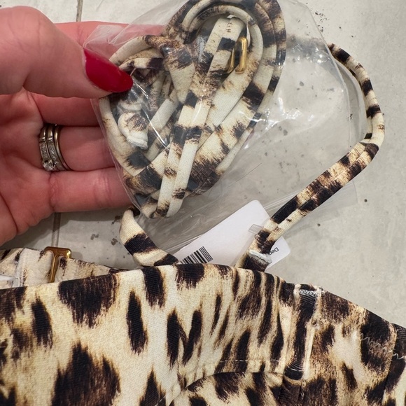 NWT J Crew Underwire Bikini Leopard Printed Swimsuit Top - Picture 3 of 7